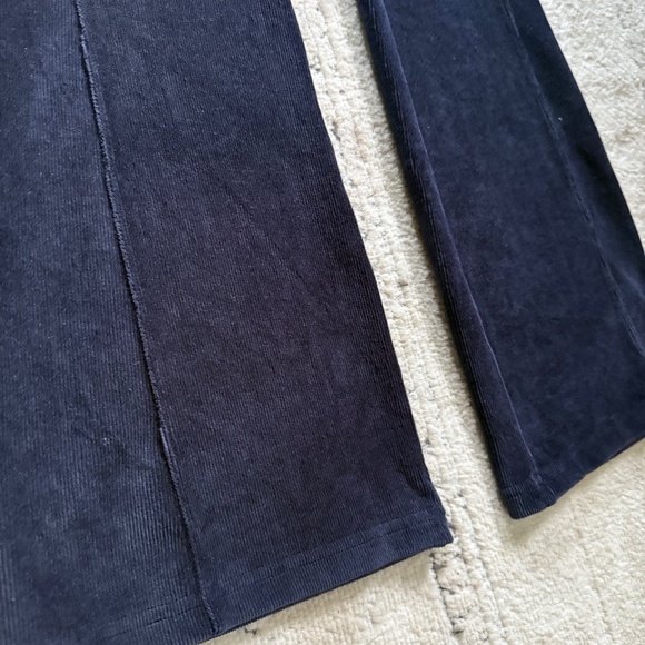 Aerie OFFLINE Corduroy Flare Pants | Navy Blue | Size S | Super Soft - Picture 4 of 6
